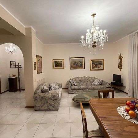 La Casa Di Fausto Hotel Cesaro Bagian luar foto