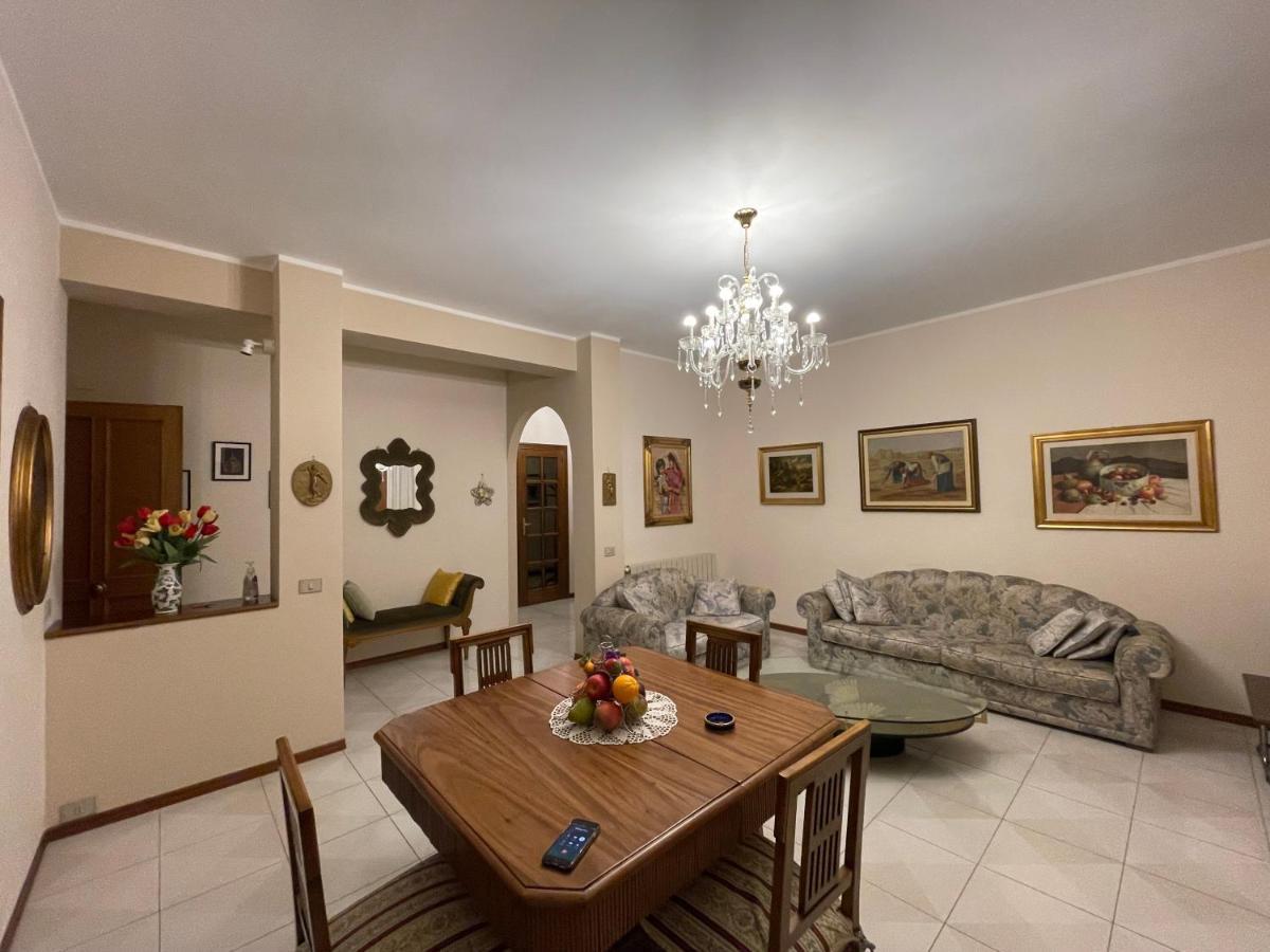La Casa Di Fausto Hotel Cesaro Bagian luar foto
