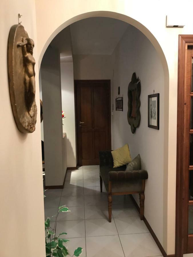 La Casa Di Fausto Hotel Cesaro Bagian luar foto